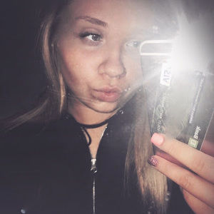 Meet your Posher, Ashley-marie